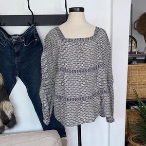 Old Navy Women's Blouse - Black and White with Purple Accents